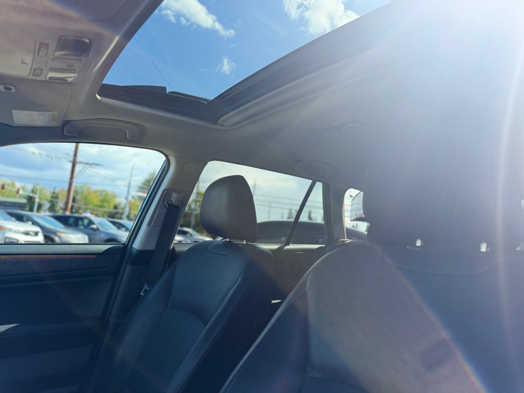 2017 Subaru Outback Image 14