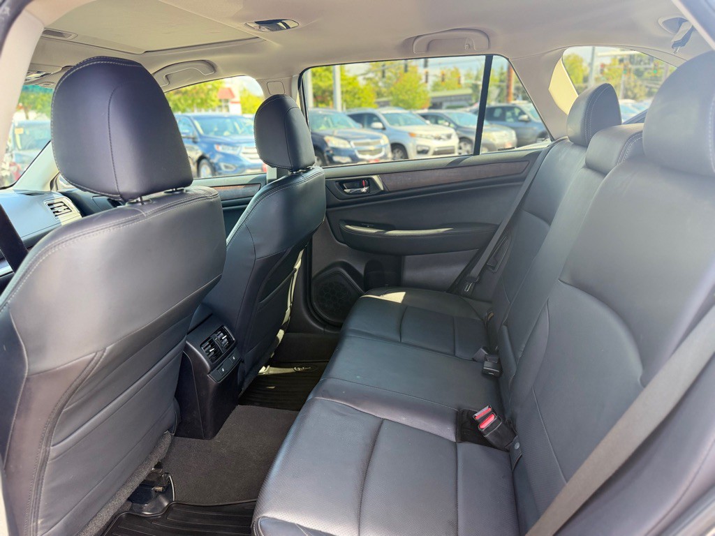 2017 Subaru Outback Image 21