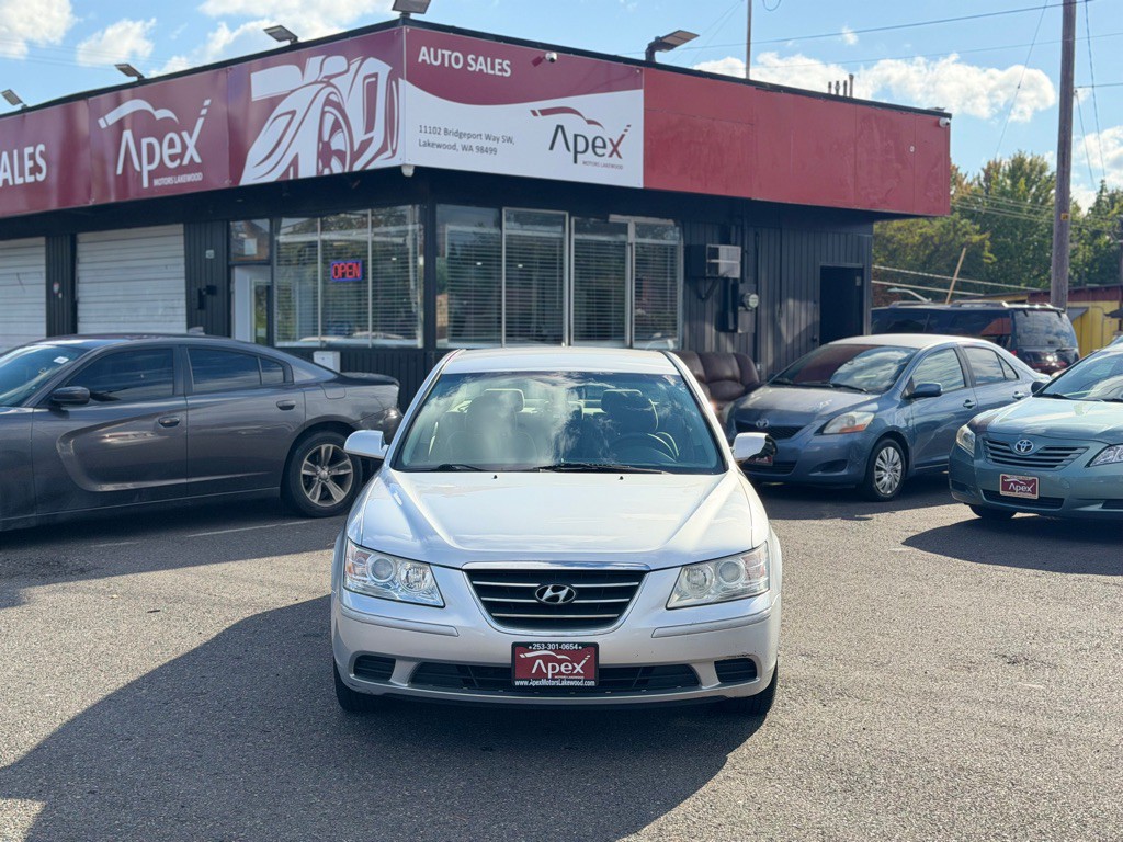 2009 Hyundai Sonata Image 2