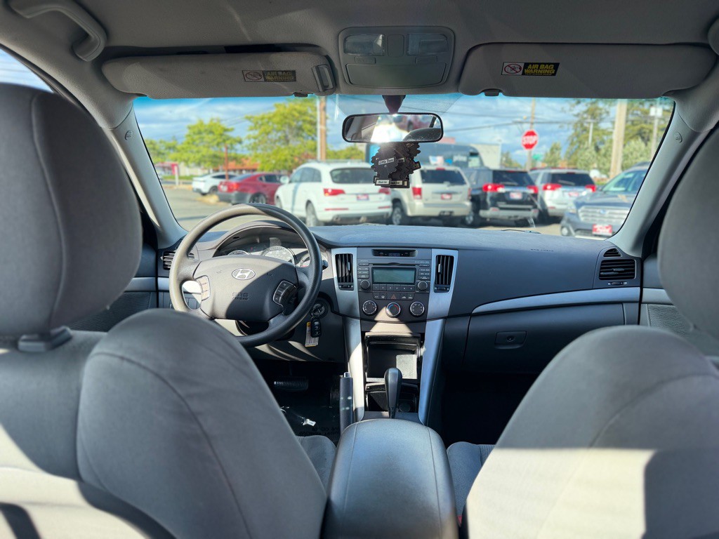 2009 Hyundai Sonata Image 22