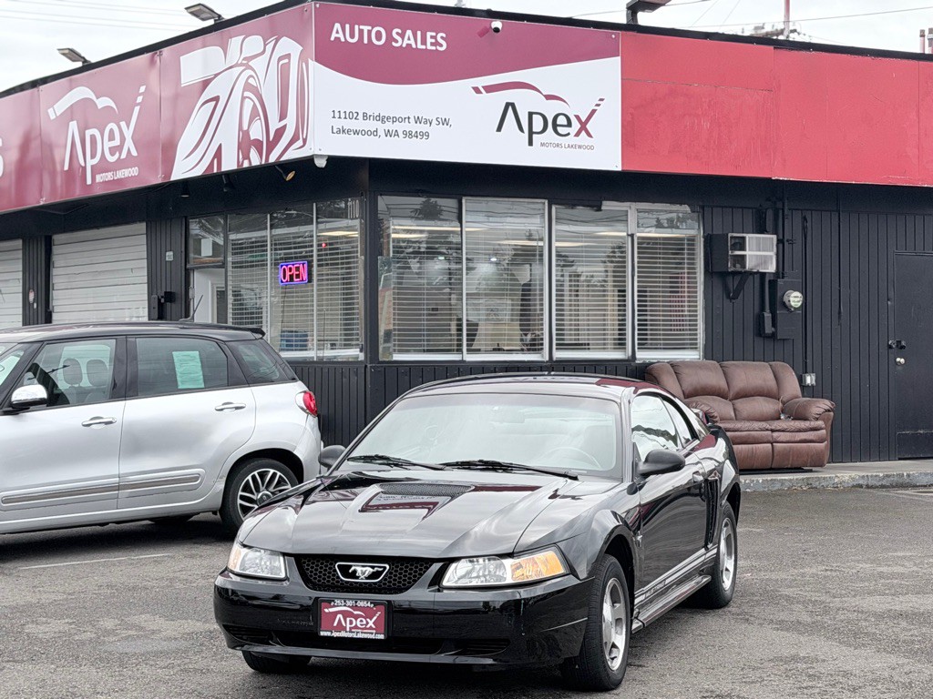 2000 Ford Mustang Image 1