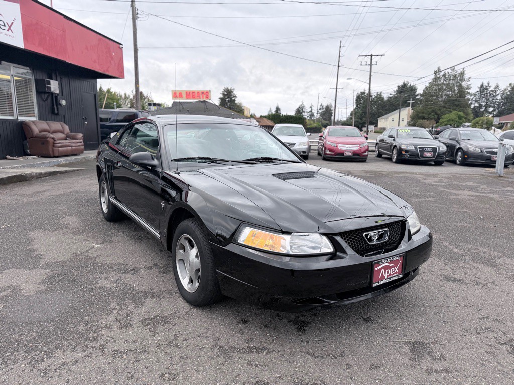 2000 Ford Mustang Image 3