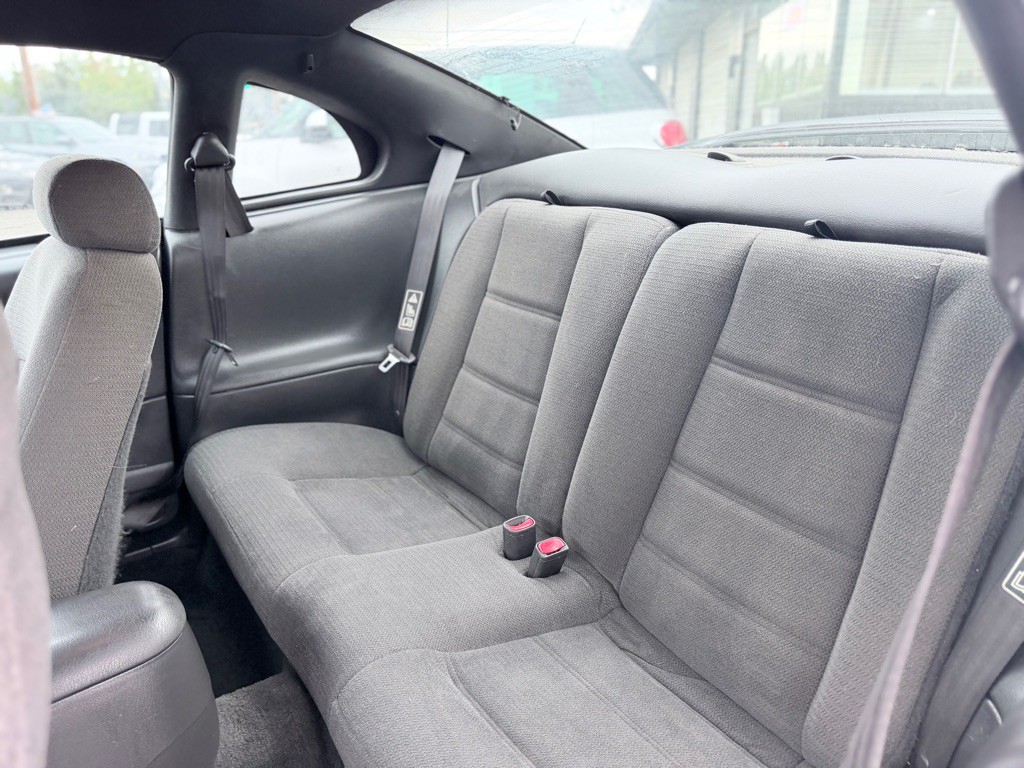 2000 Ford Mustang Image 16