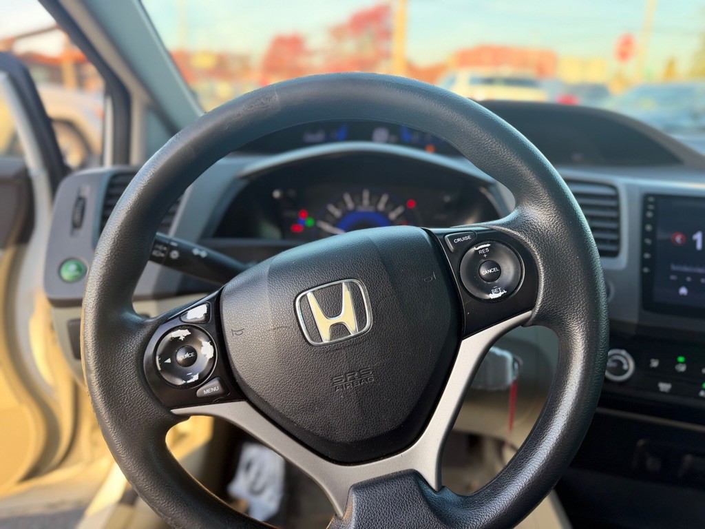 2012 Honda Civic Image 12