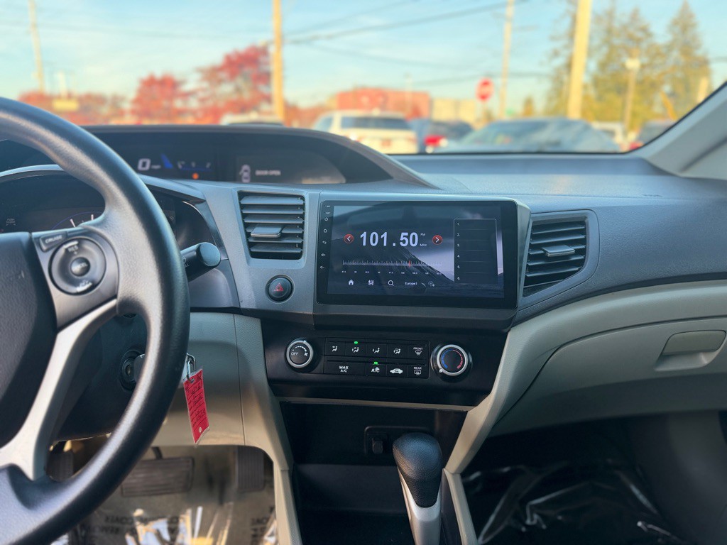 2012 Honda Civic Image 15