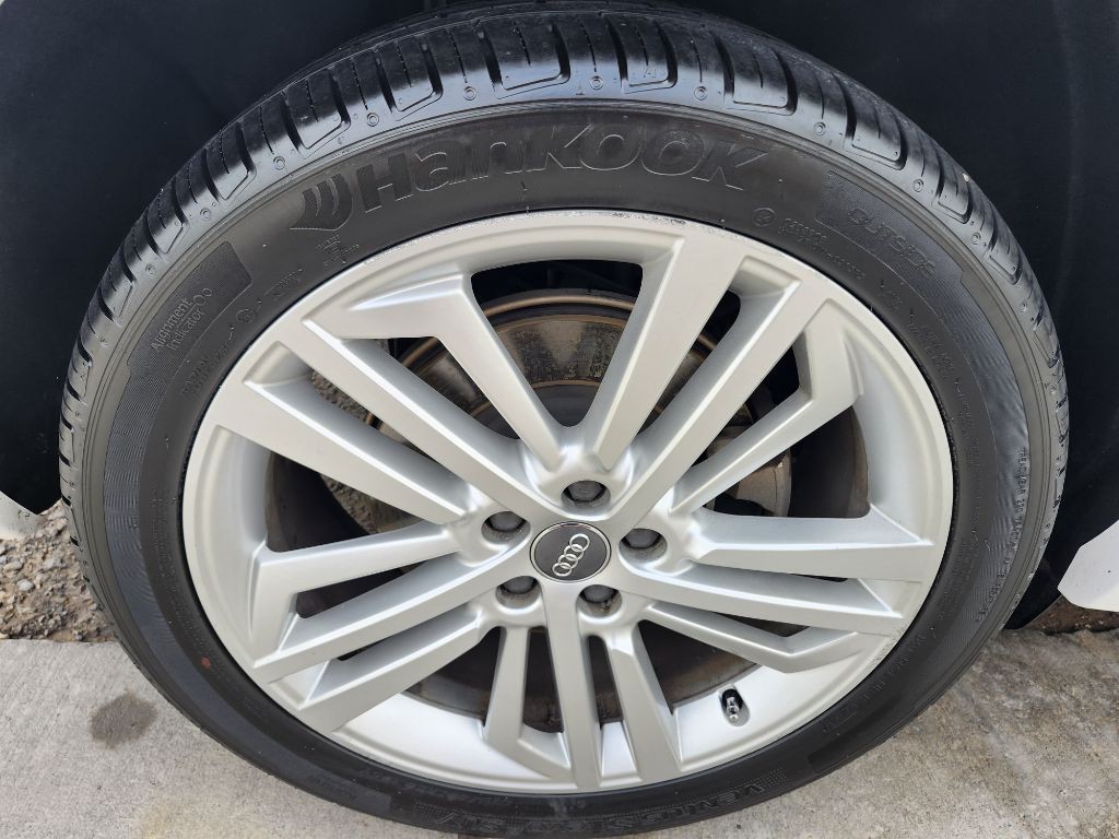 2018 Audi Q5 Image 27