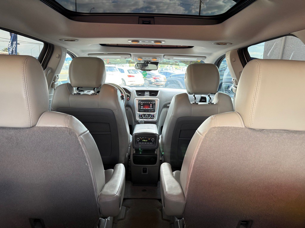 2015 GMC Acadia Image 12
