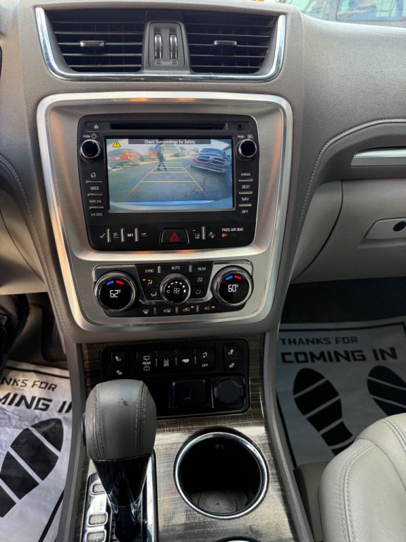 2015 GMC Acadia Image 17