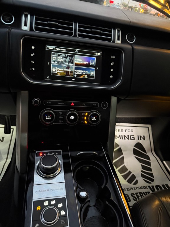 2016 Land Rover Range Rover Image 14