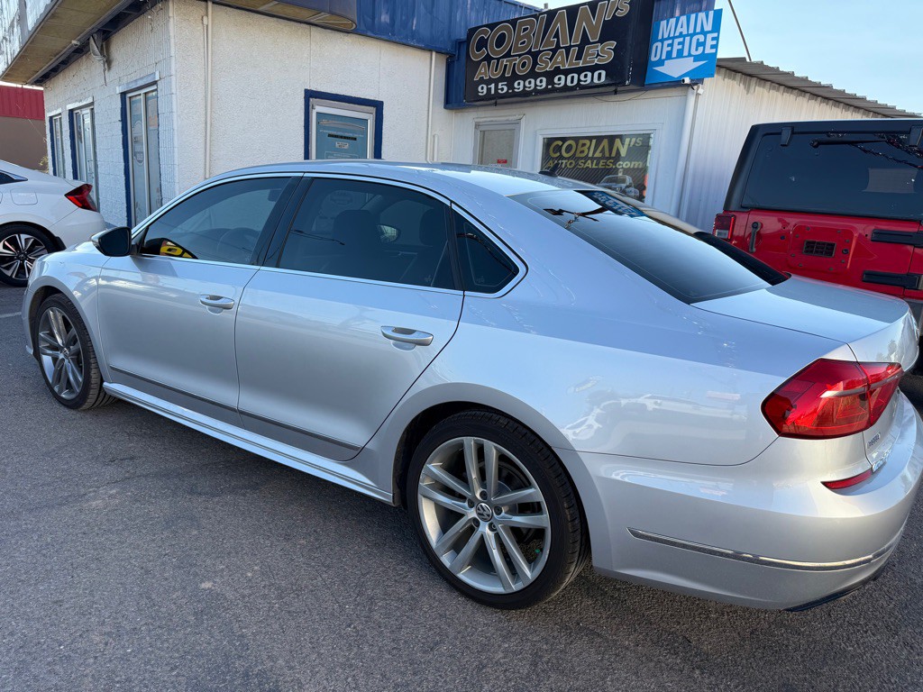 2016 Volkswagen Passat Image 4
