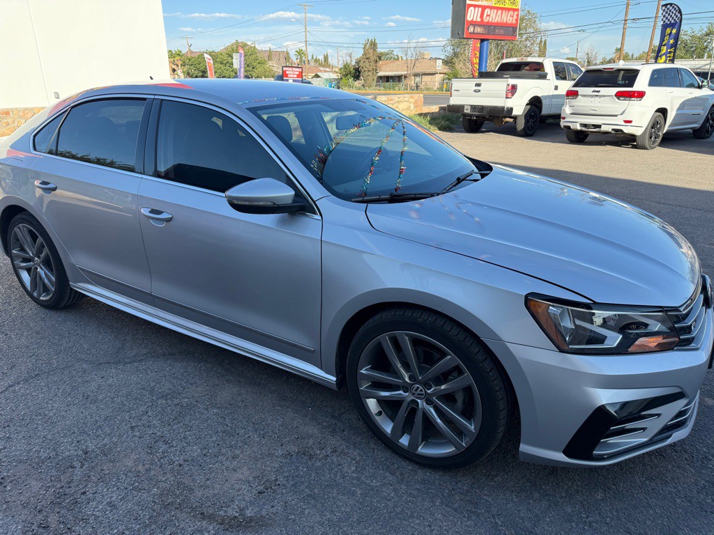 2016 Volkswagen Passat Image 7