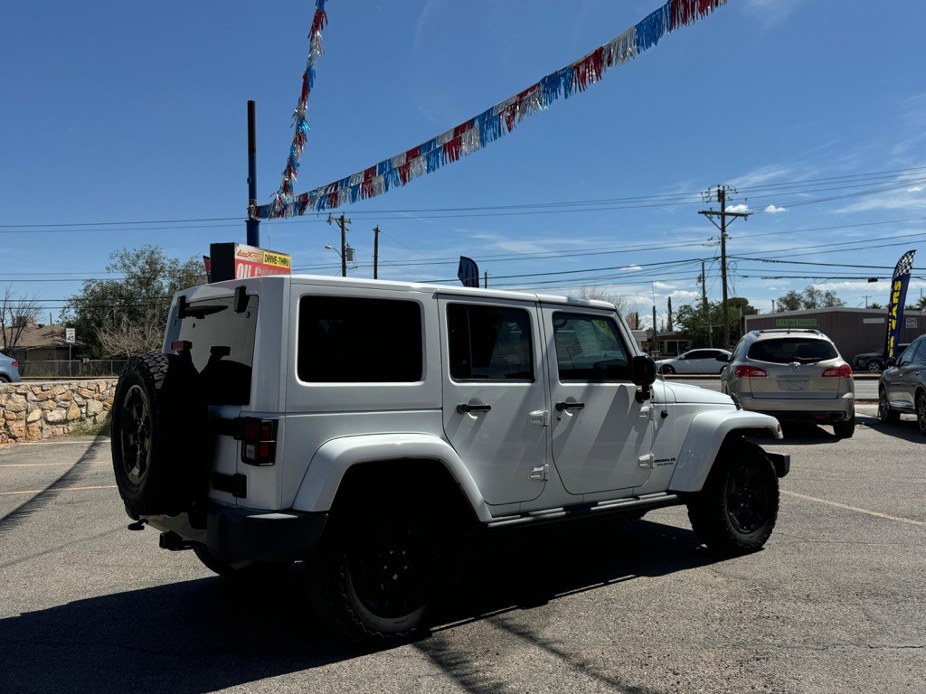 2015 Jeep Wrangler Unlimited Image 2