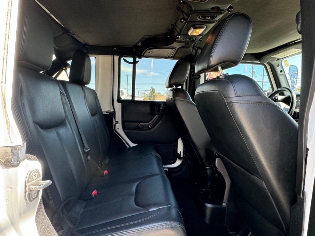 2015 Jeep Wrangler Unlimited Image 10