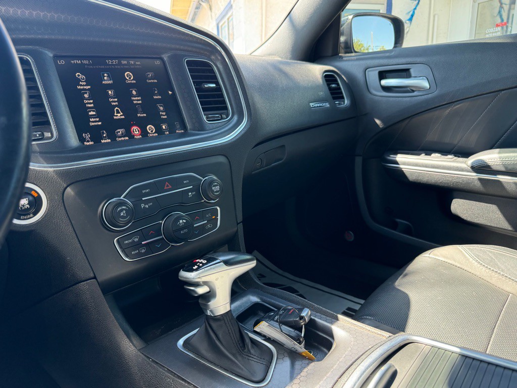 2016 Dodge Charger Image 15