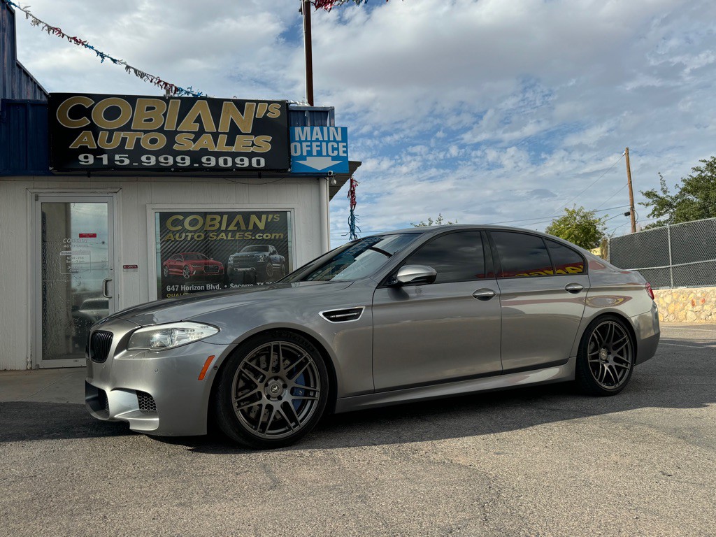 2013 BMW M5 Image 1
