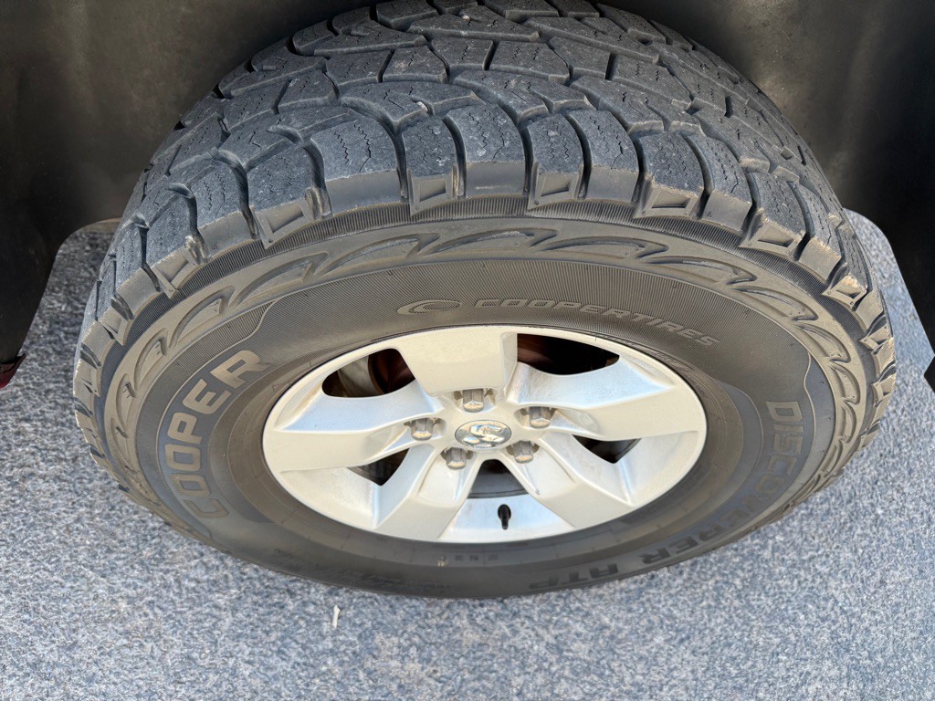 2013 RAM 1500 Image 9