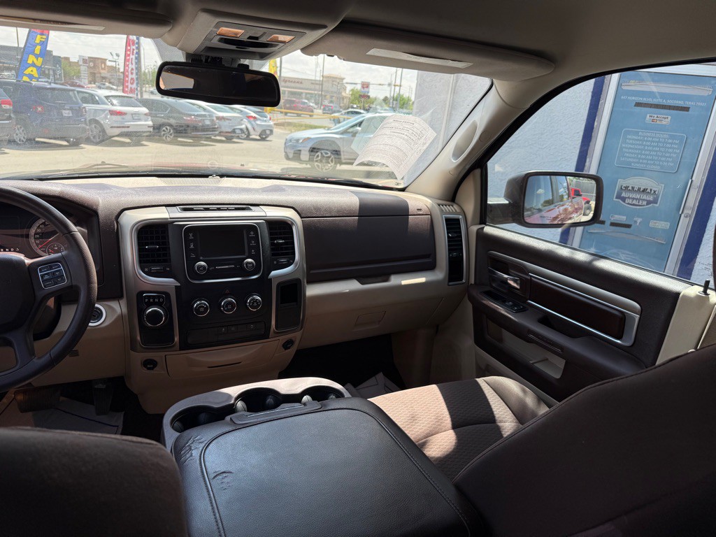 2013 RAM 1500 Image 18