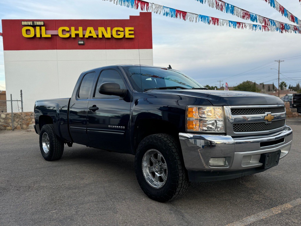 2012 Chevrolet Silverado 1500 Image 3