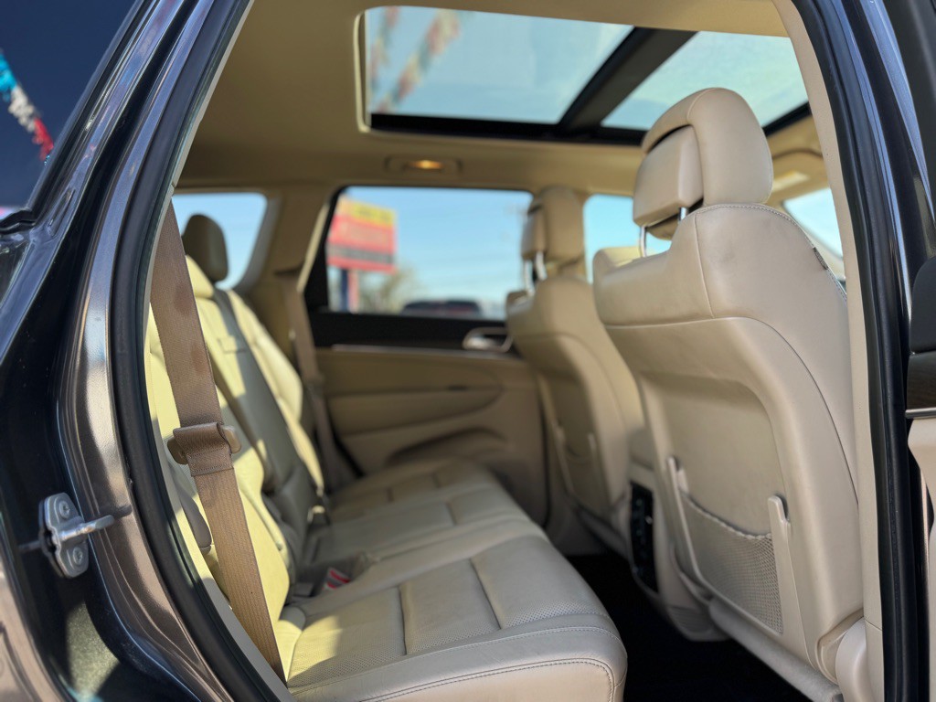 2015 Jeep Grand Cherokee Image 13