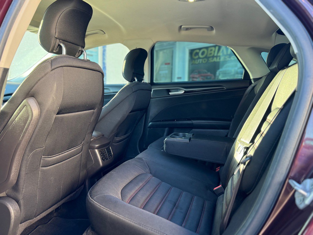 2013 Ford Fusion Image 12