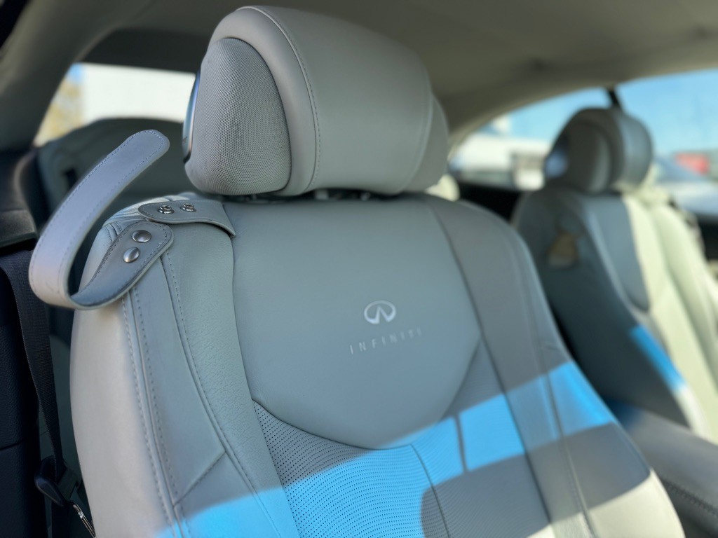 2013 INFINITI G37 Image 13