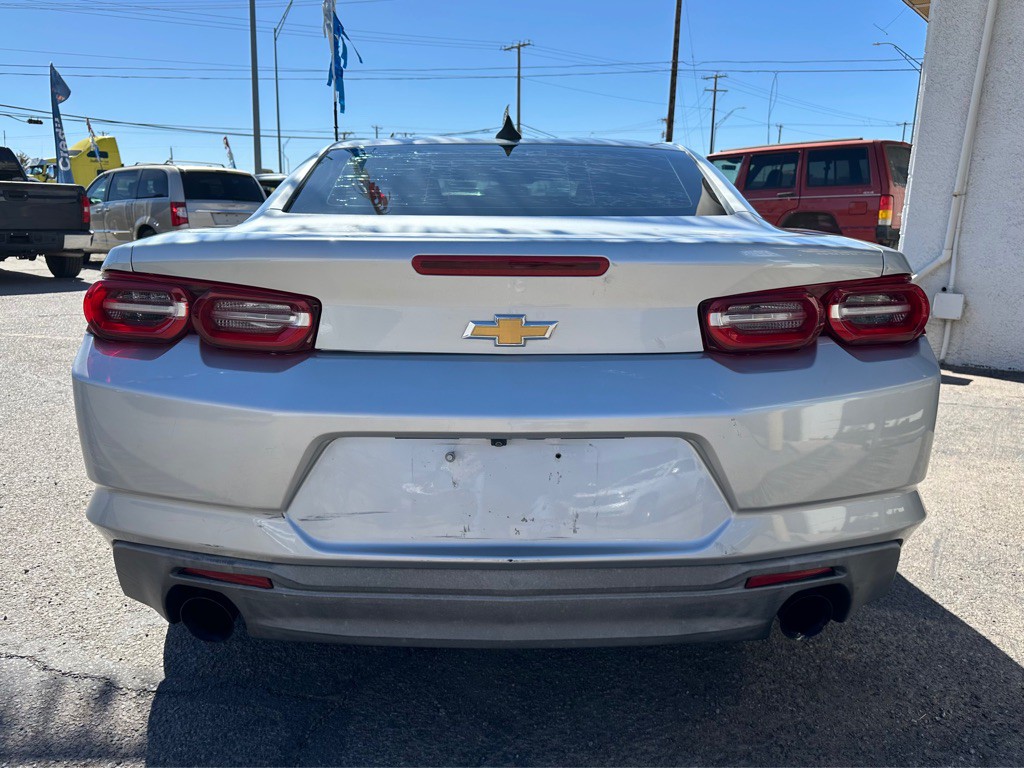 2019 Chevrolet Camaro Image 5