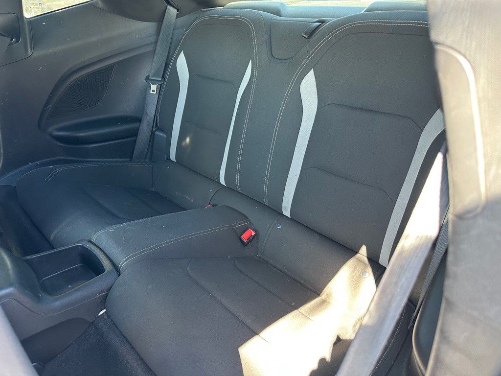 2019 Chevrolet Camaro Image 12