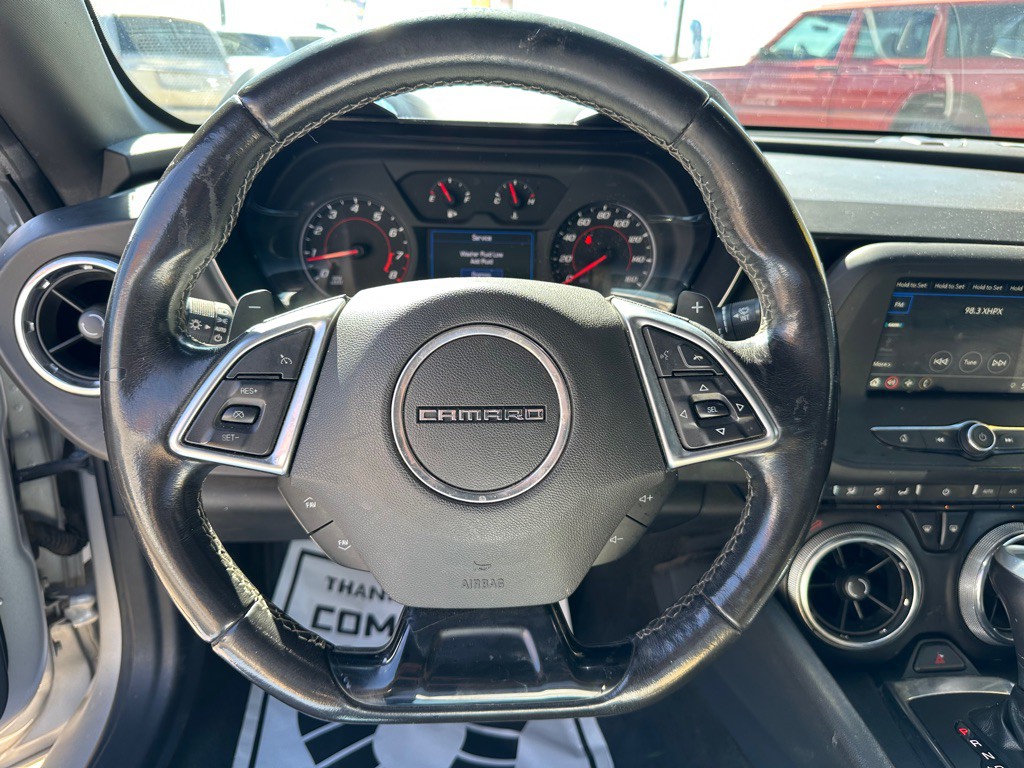 2019 Chevrolet Camaro Image 14