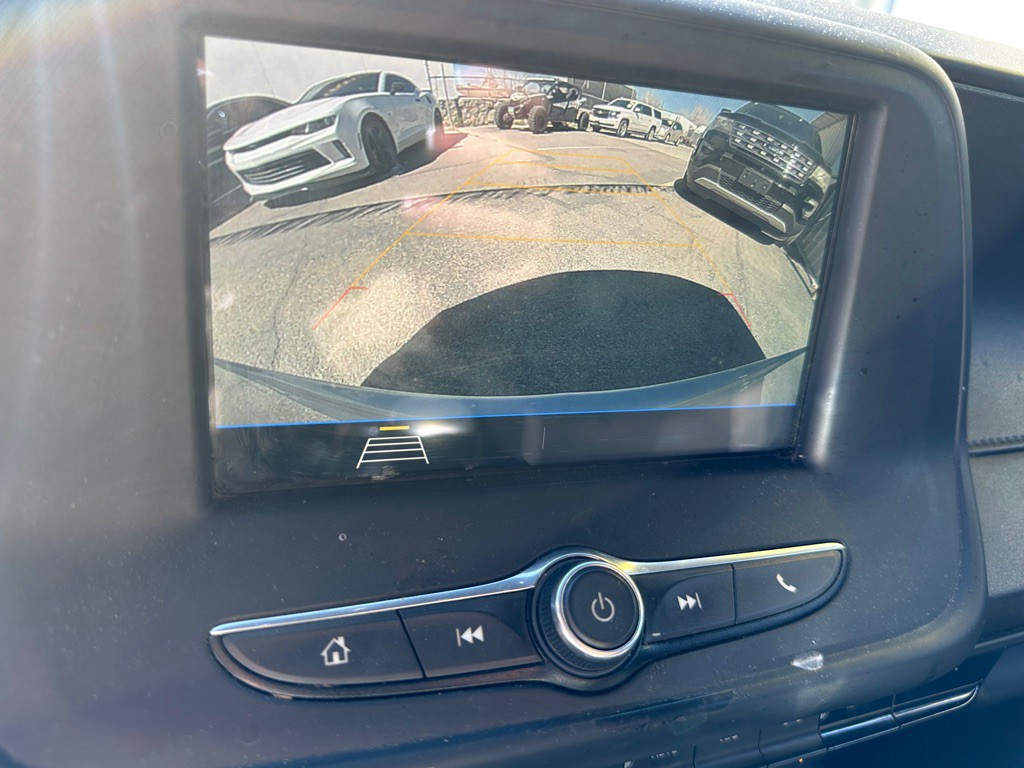 2019 Chevrolet Camaro Image 16