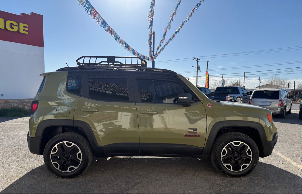 2015 Jeep Renegade Image 6