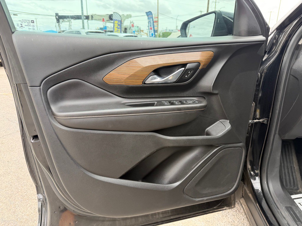 2020 GMC Terrain Image 8