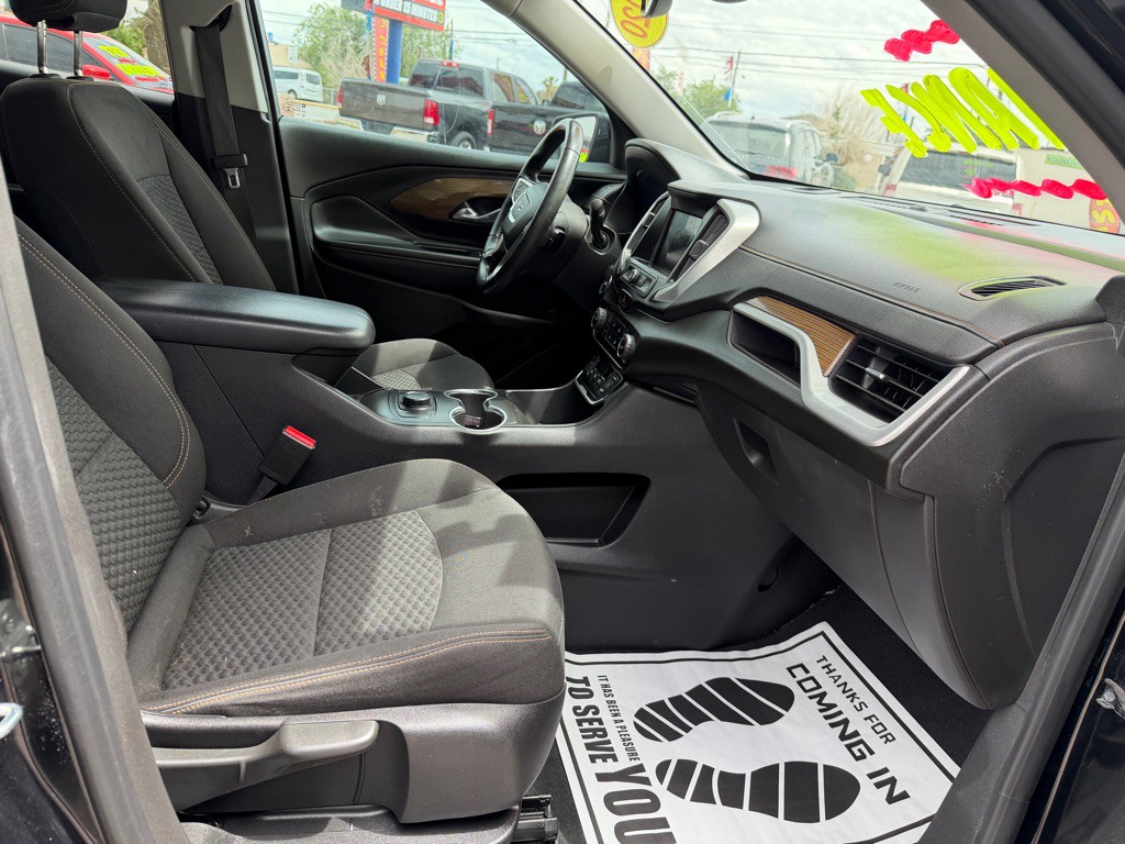 2020 GMC Terrain Image 12
