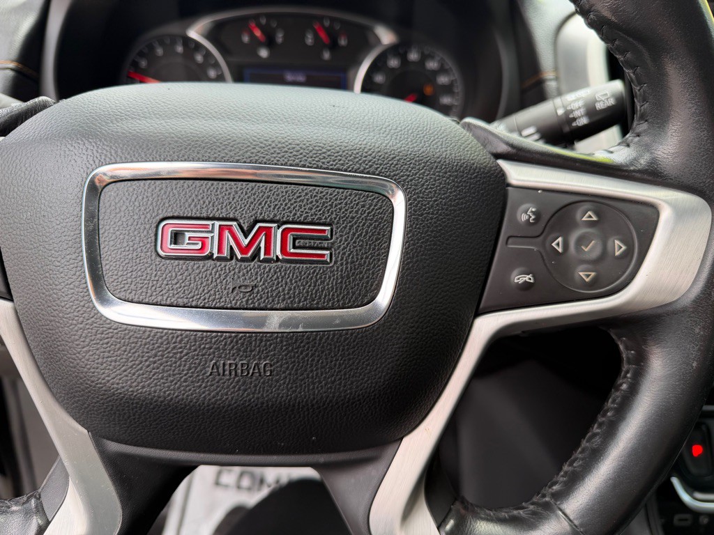 2020 GMC Terrain Image 18
