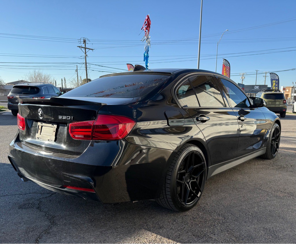 2018 BMW 3 Series Image 5