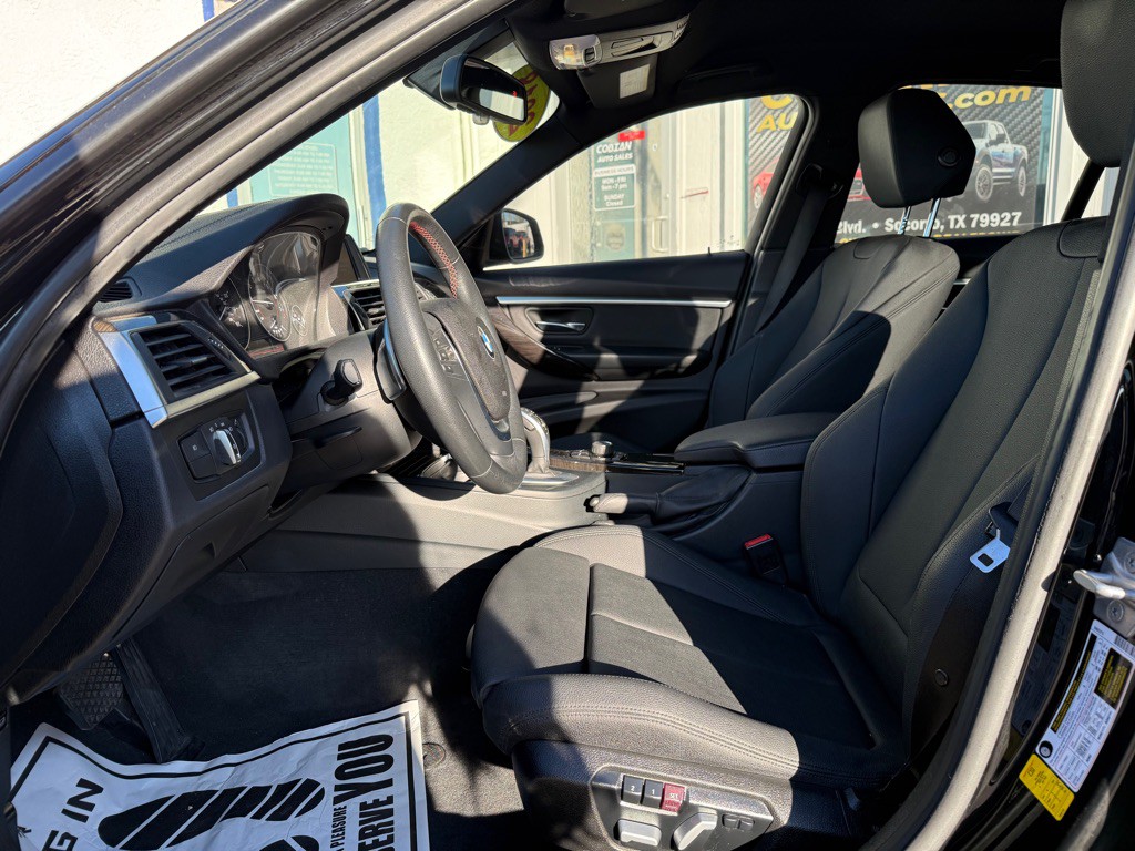 2018 BMW 3 Series Image 9