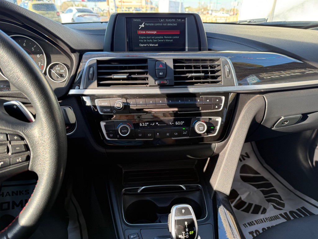 2018 BMW 3 Series Image 18