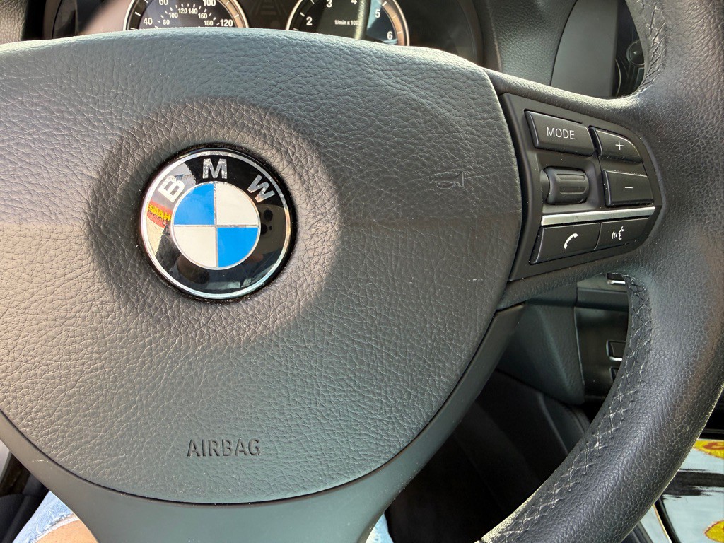 2013 BMW 5 Series Image 16