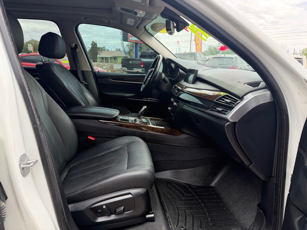 2016 BMW X5 Image 12