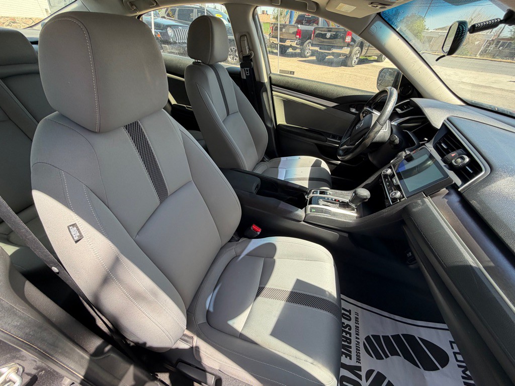 2018 Honda Civic Image 13