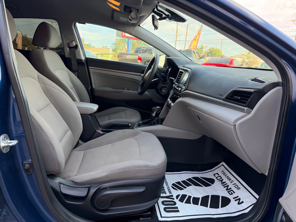 2020 Hyundai Elantra Image 12