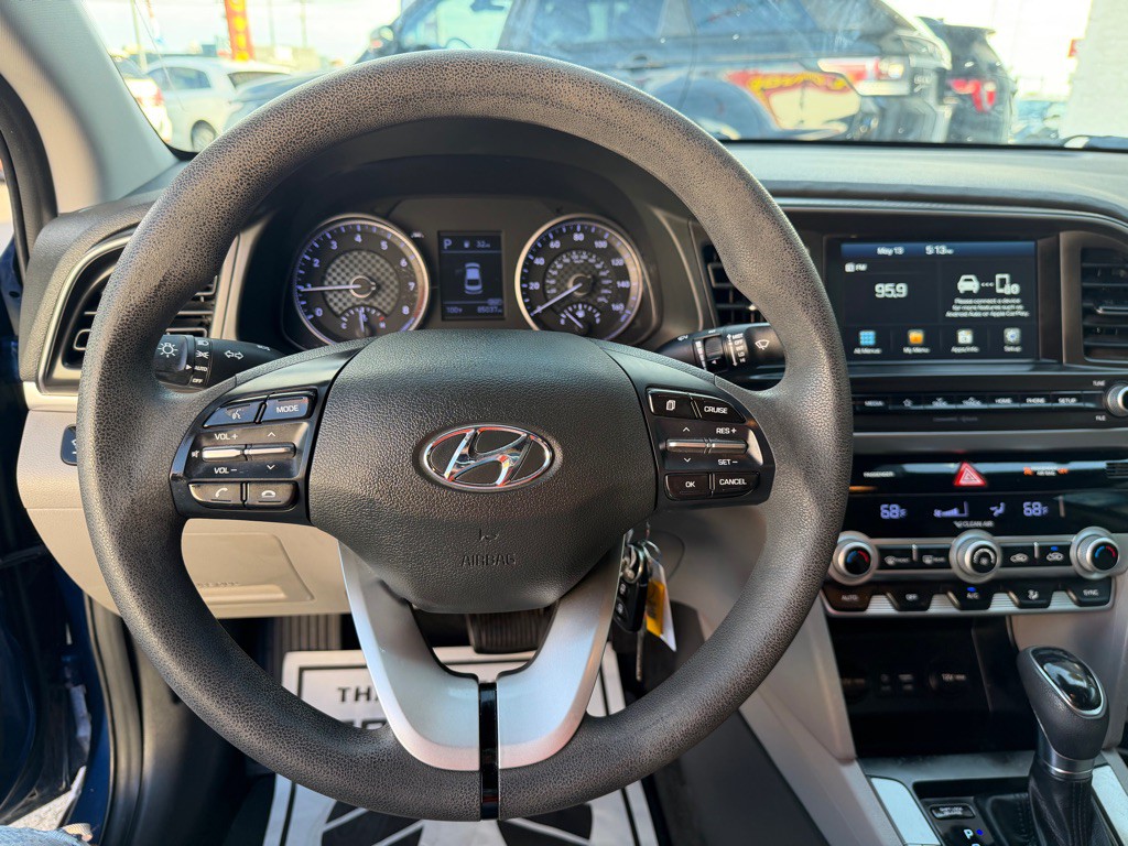 2020 Hyundai Elantra Image 14