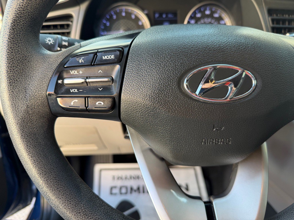 2020 Hyundai Elantra Image 15