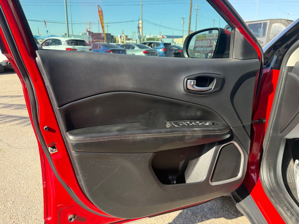 2019 Jeep Compass Image 9