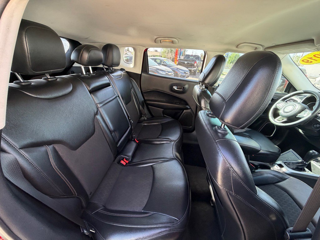 2019 Jeep Compass Image 13