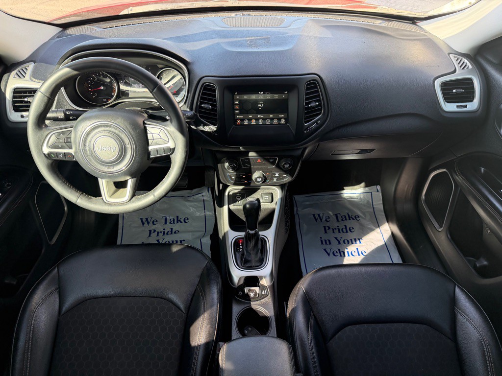 2019 Jeep Compass Image 16