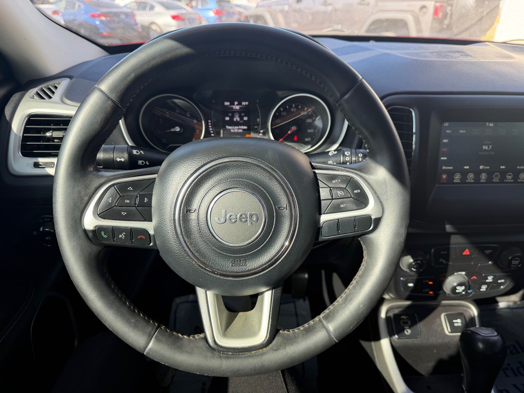 2019 Jeep Compass Image 18