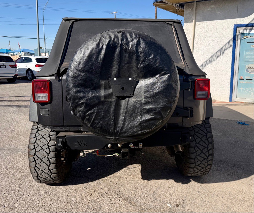 2016 Jeep Wrangler Unlimited Image 4