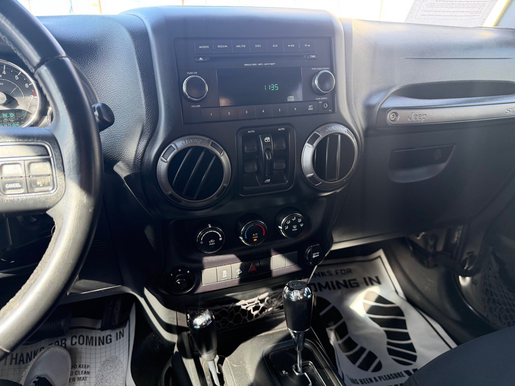 2016 Jeep Wrangler Unlimited Image 21