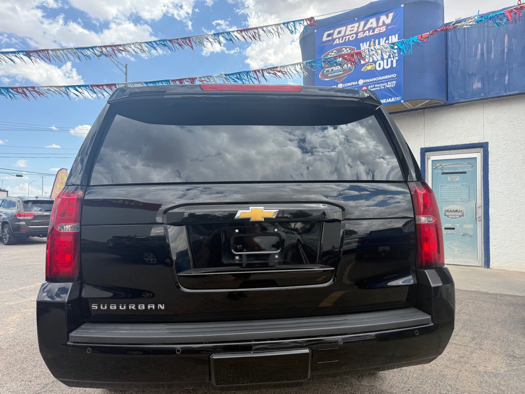 2020 Chevrolet Suburban Image 5