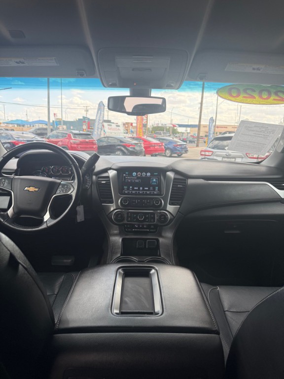 2020 Chevrolet Suburban Image 12